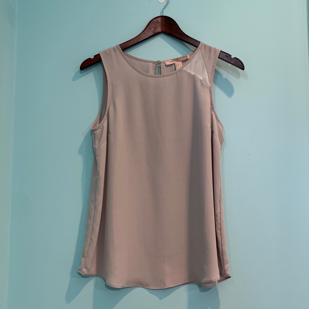 Forever 21 Contemporary Gray Sleeveless Shirt